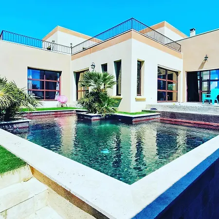 Magnifique Atypique De 230 M2 Avec Patio Interieur * Sauvian
